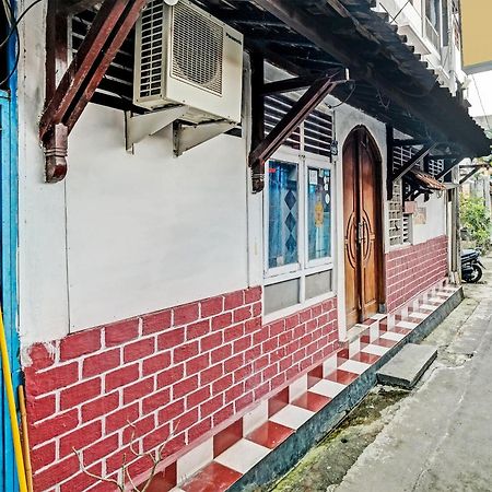 Spot On 91915 Homestay Superman Джокякарта Екстериор снимка